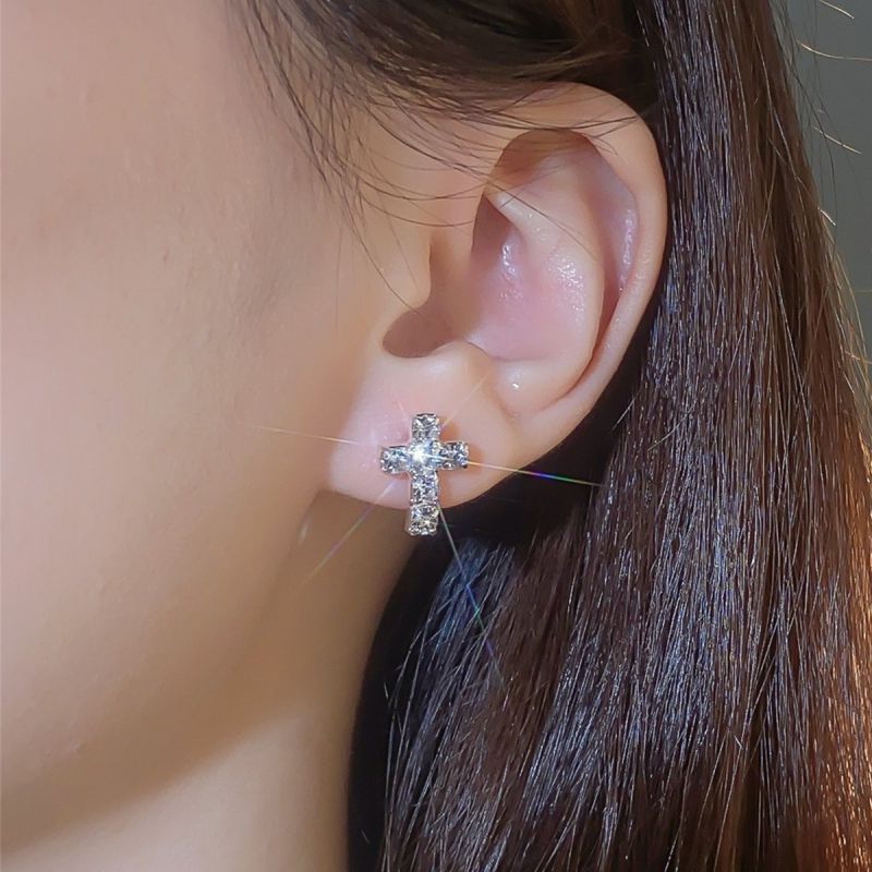 Aretes Cruz