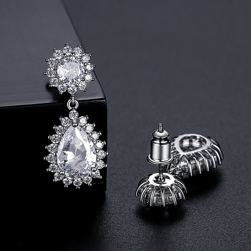 Aretes Gota Picos